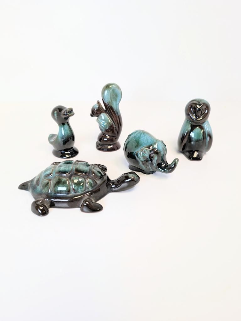 Vintage Blue Mountain Pottery Miniatures x5