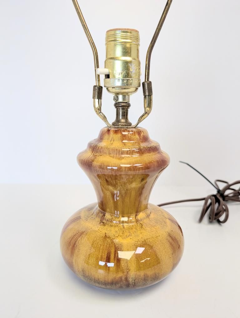 Vintage BMP Harvest Gold Lamp (no shade)
