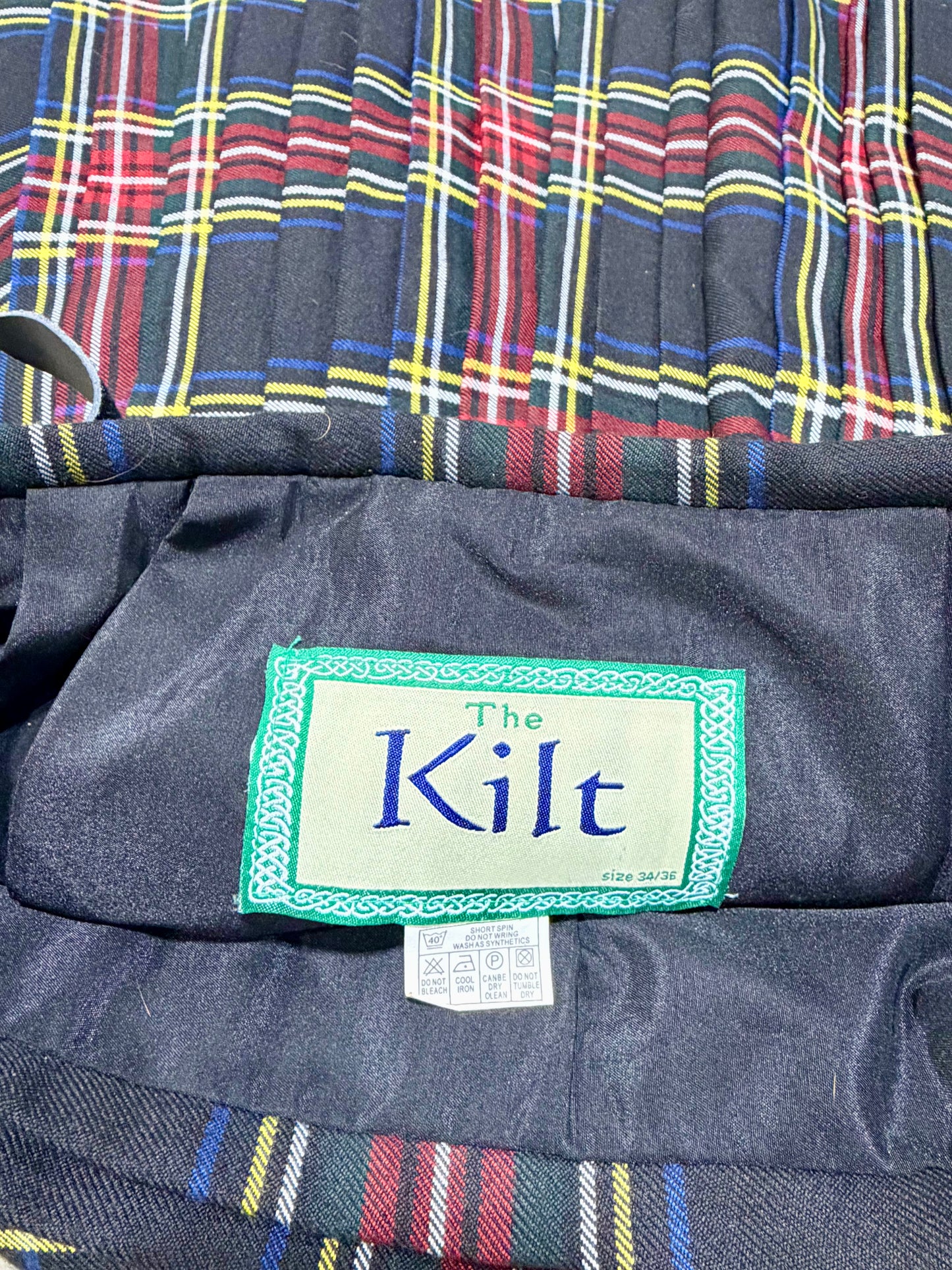 Kilt Skirt with Free Pin - Size 34/36