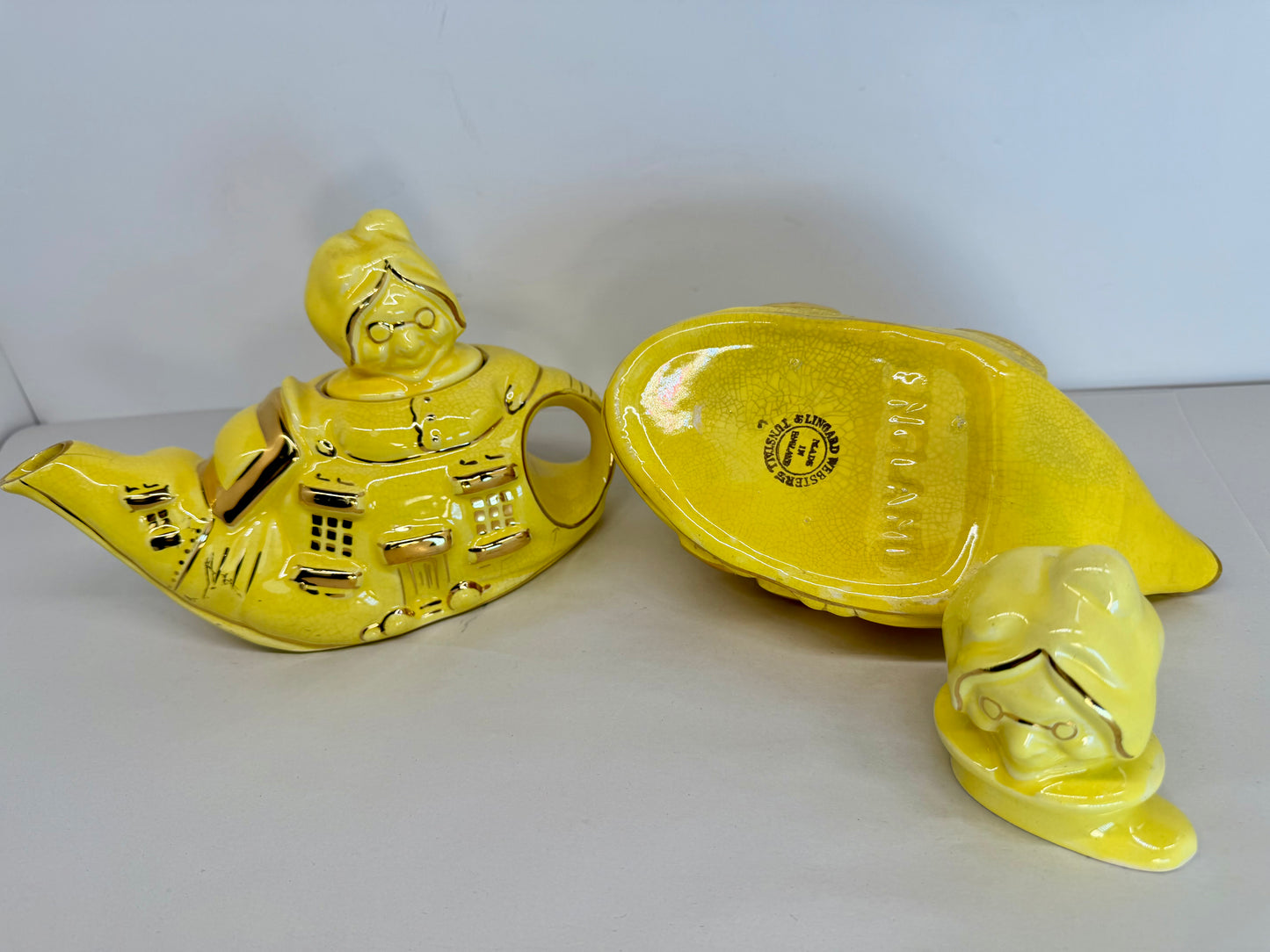 Teapot old lady who lived in a shoe