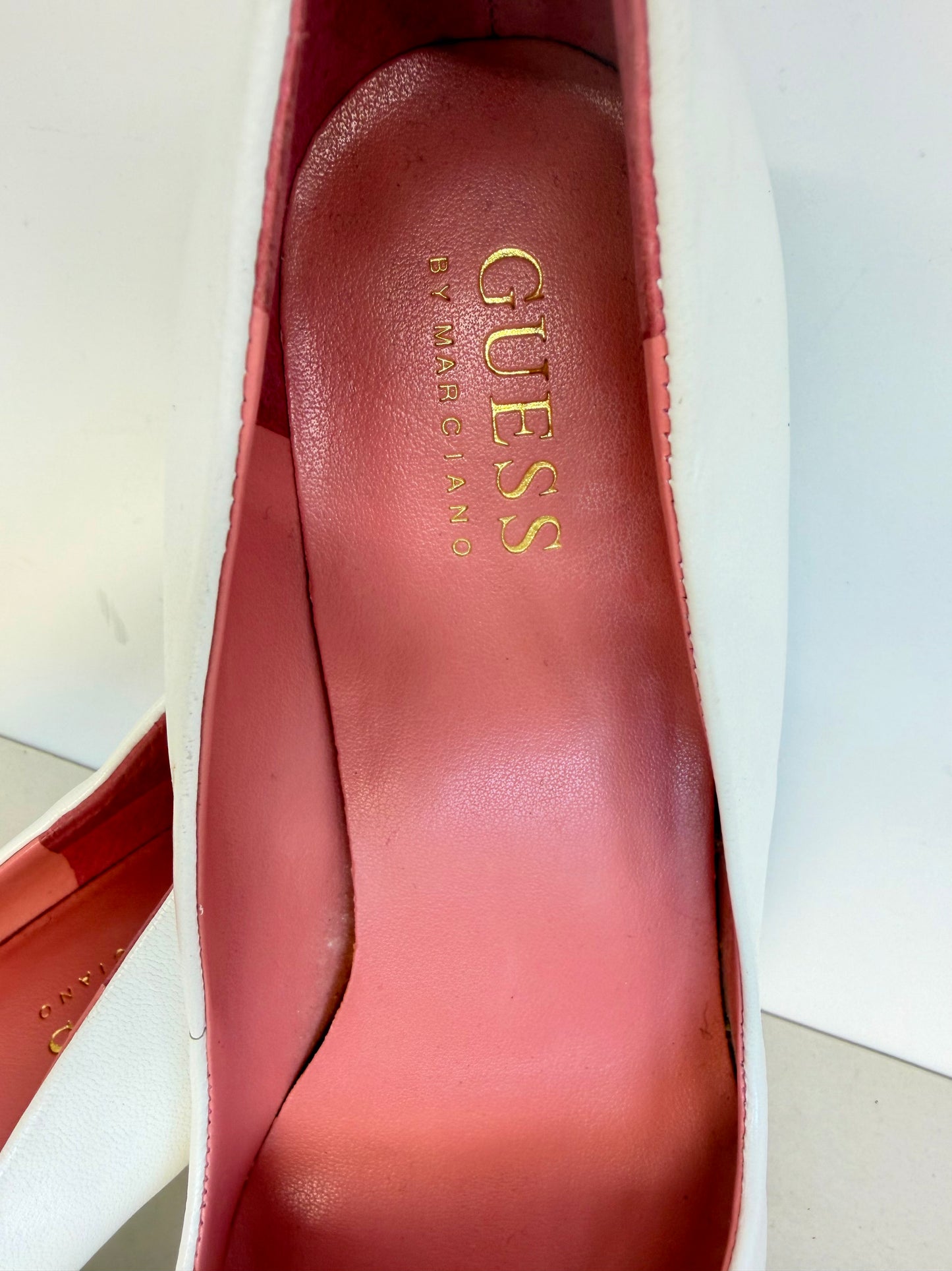 Guess Marciano White Pointed-Toe Leather Pumps