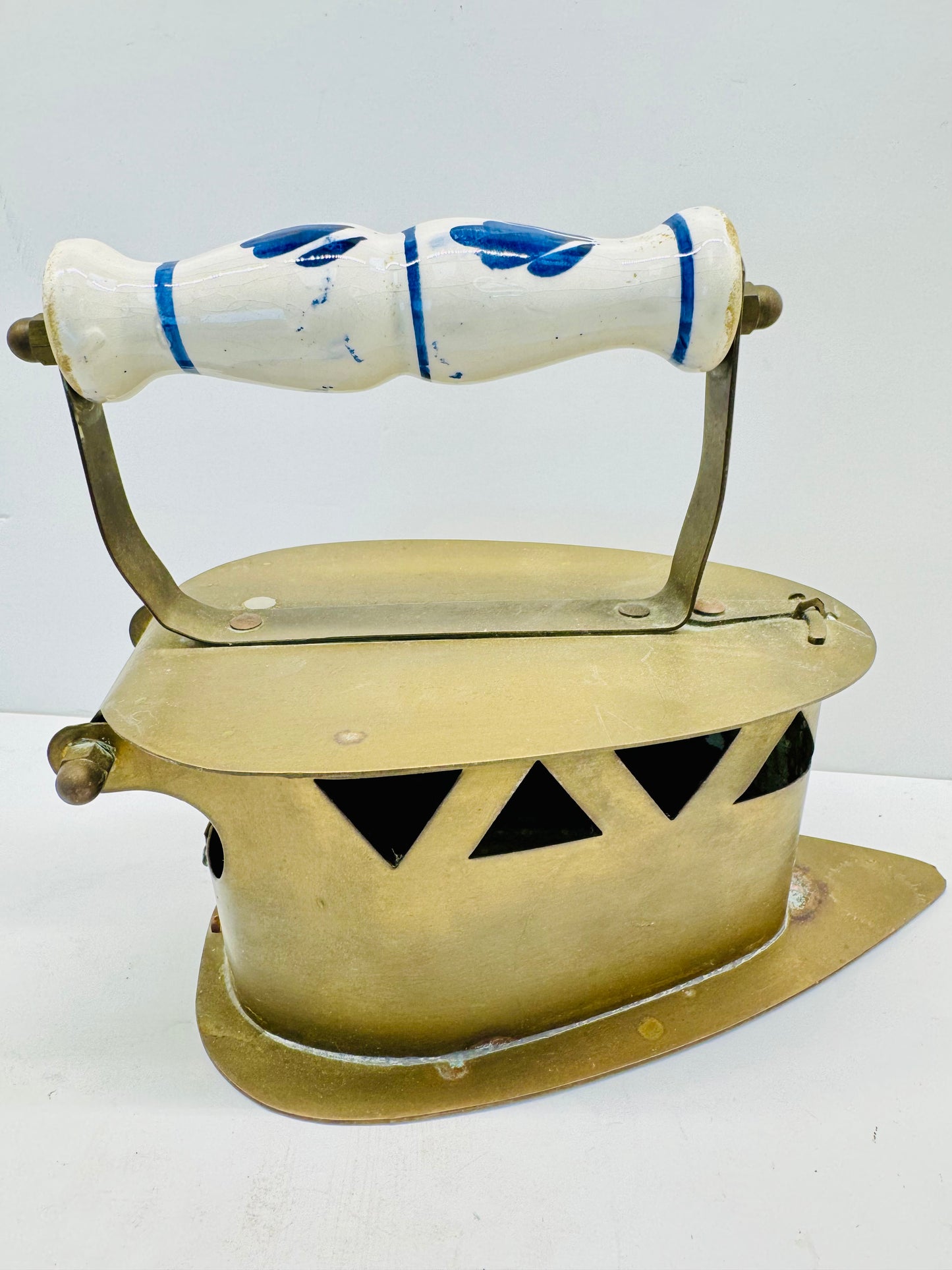 Old Brass Iron with Ceramic Handle