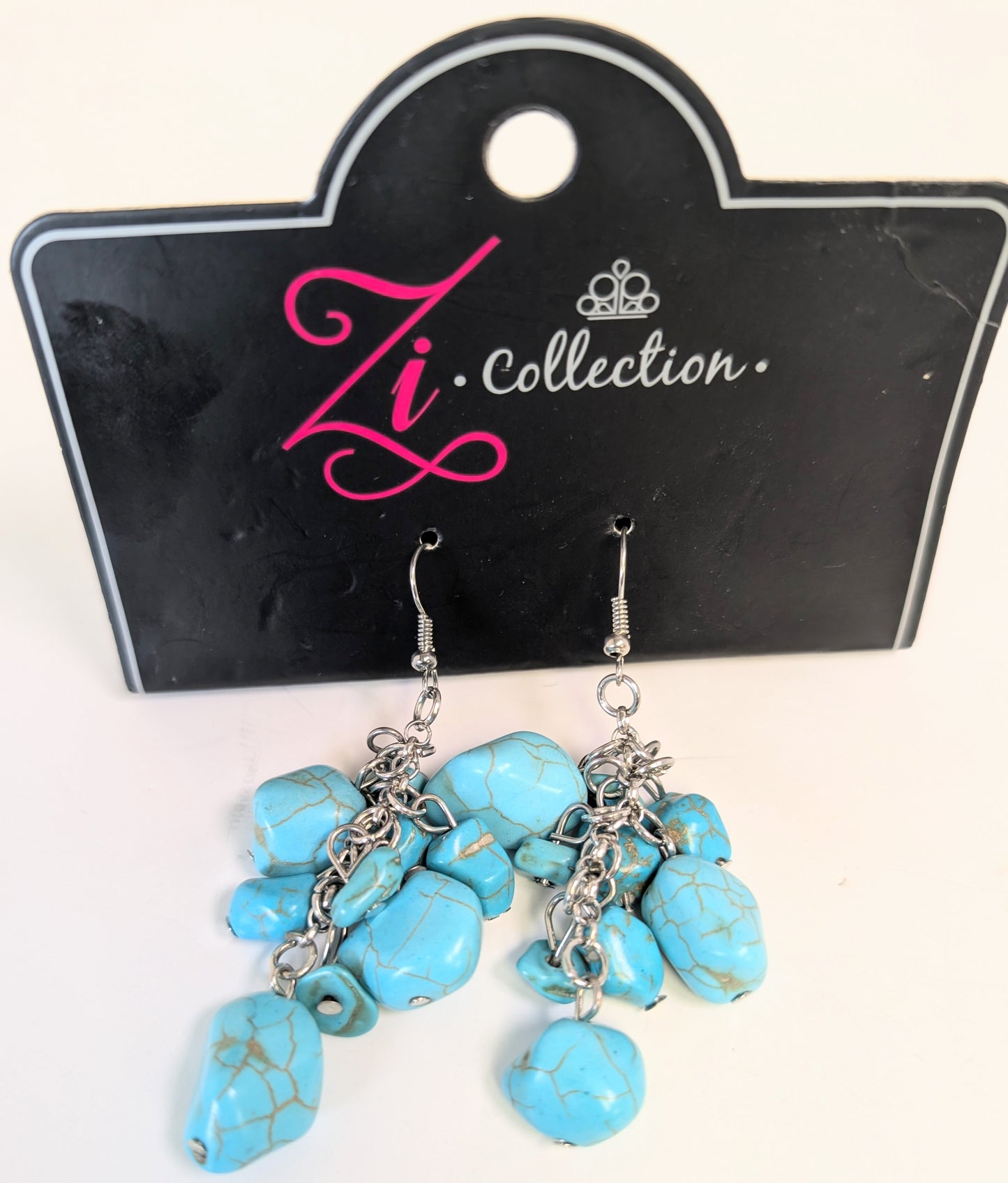 Zi Collection- Howlite Turquoise Vintage Set