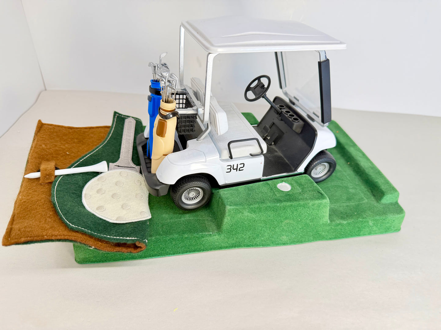 A Billy McGolf collectable.