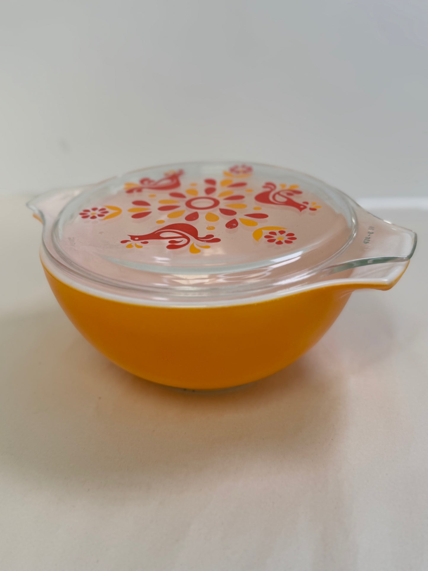 Pyrex Friendship casserole dish