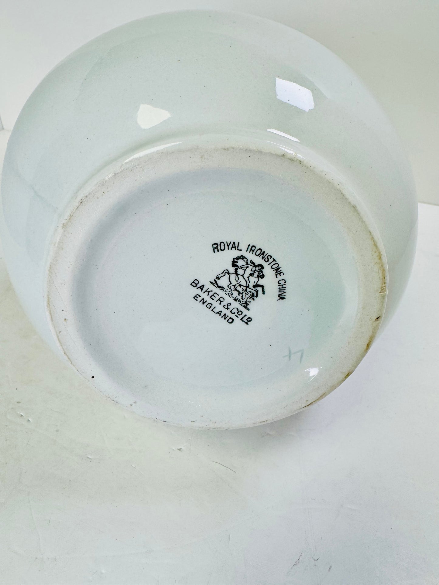 Royal Ironstone China, Charles Meakin, England. Pitcher and Wash Basin (Pick up only).
