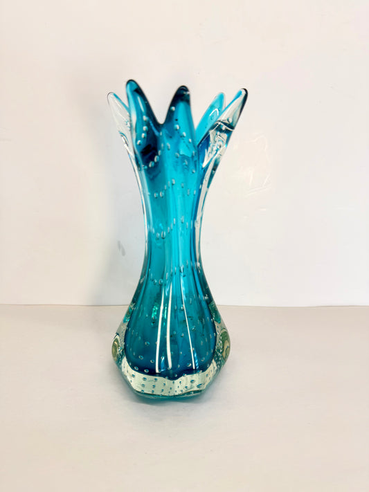 Stylish Tipped Vase Bullicante Murano