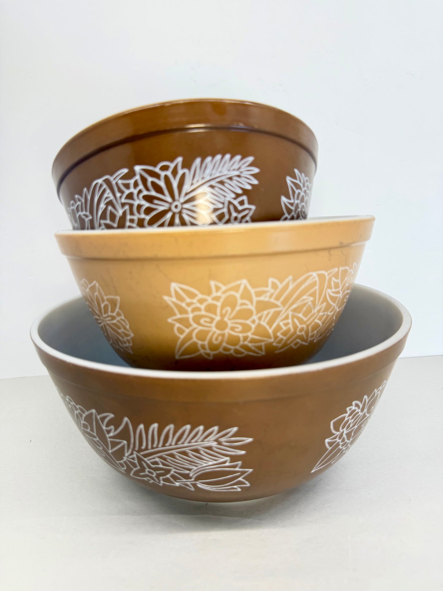 Pyrex Woodland Flower Nesting Bowl
