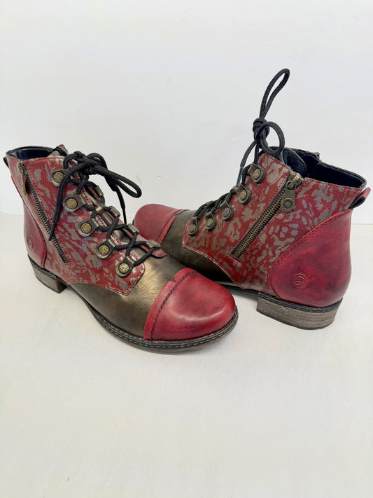 Remonte Women's Mid Height Boots