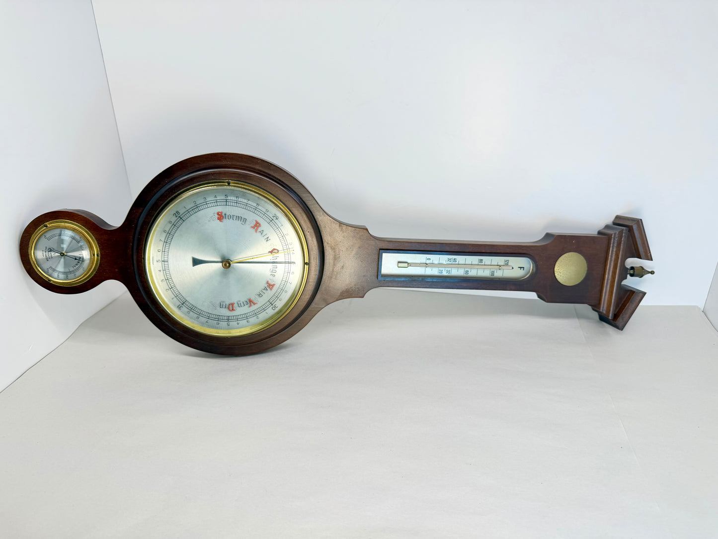 Banjo Style Barometer