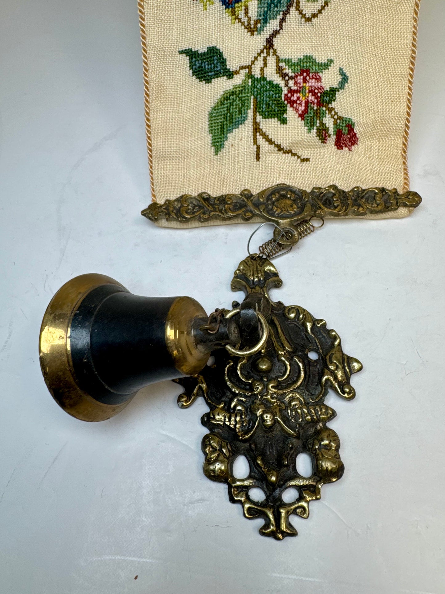 VINTAGE ANTIQUE STYLE FLORAL EMBROIDERED BUTLERS BELL PULL