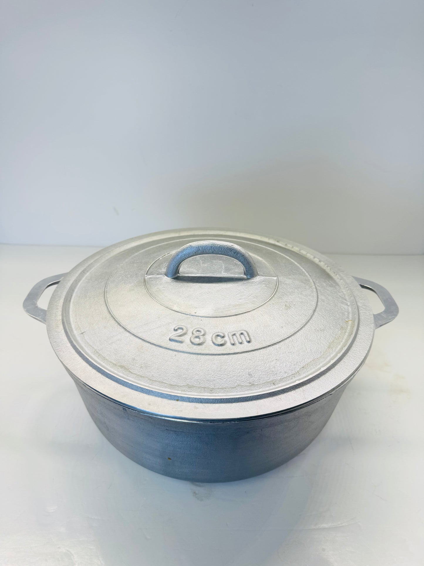 Dutch Pot Jamaican Caribbean Casserole Oven Heavy Duty Dutchie (28cm)