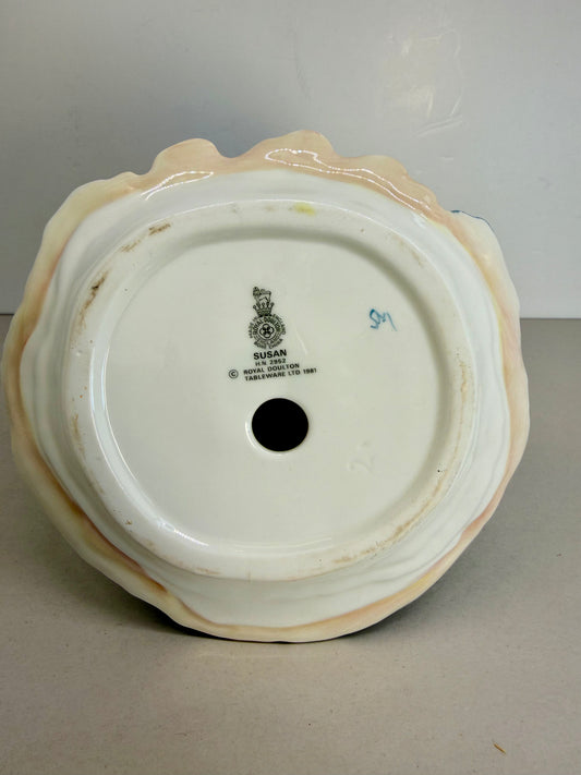 Royal Doulton Porcelain Pretty Lady