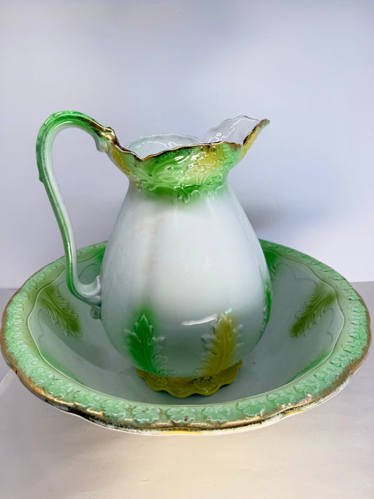 Large pitcher and basin set