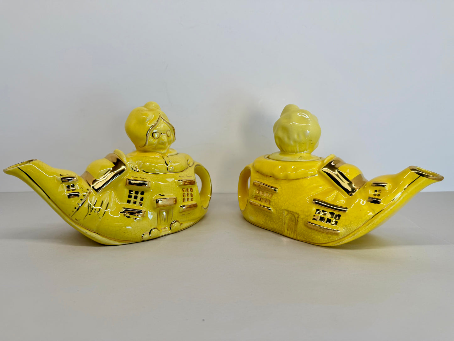 Teapot old lady who lived in a shoe