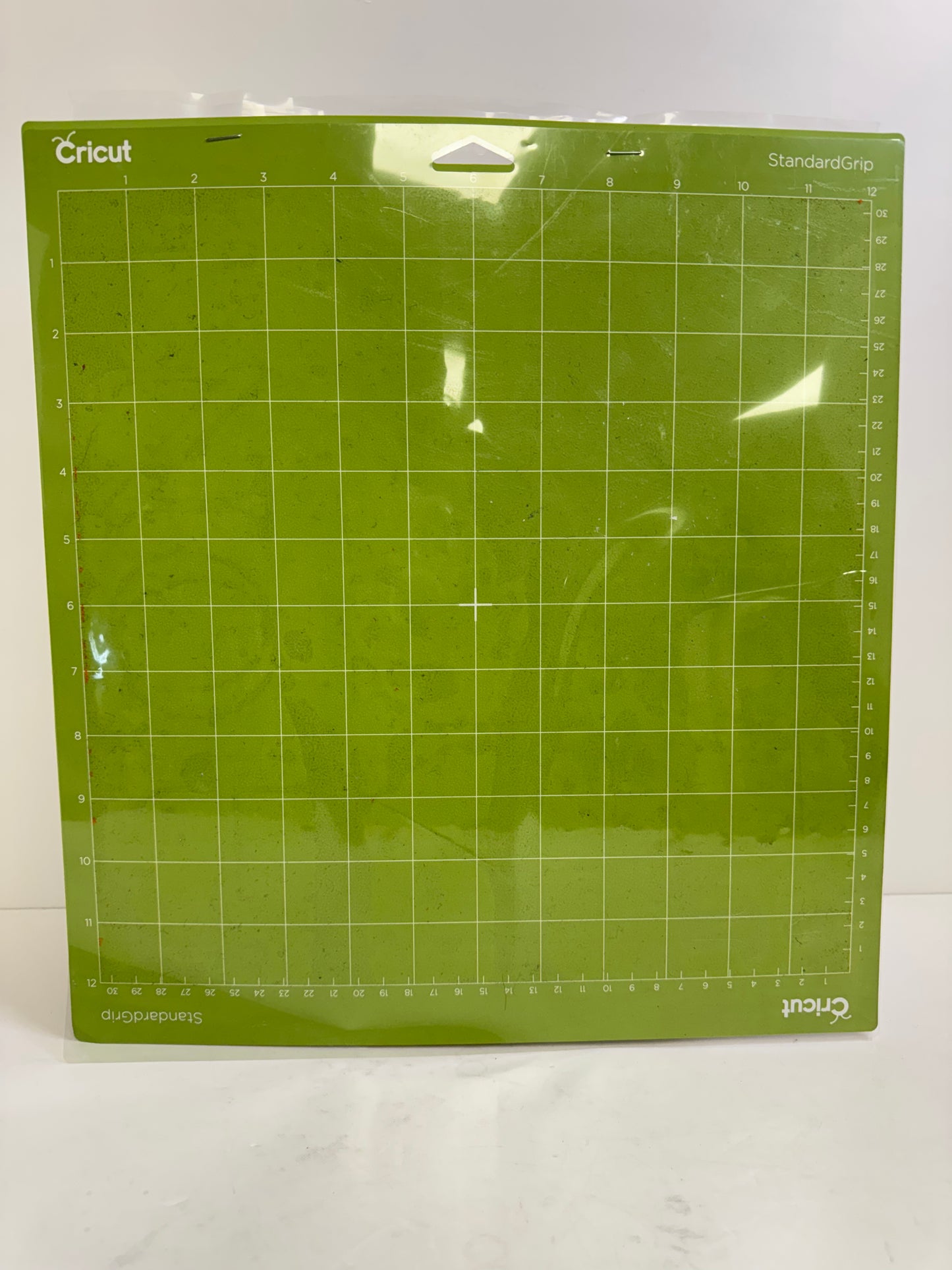 Cricut Expression CREX001 White 24"" Electronic Cutter